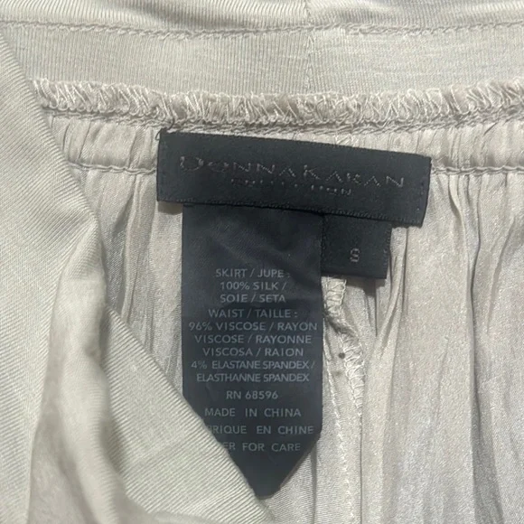 Donna Karan Silver Mini A-Line Skirt Pleated Wrap - Picture 2 of 4